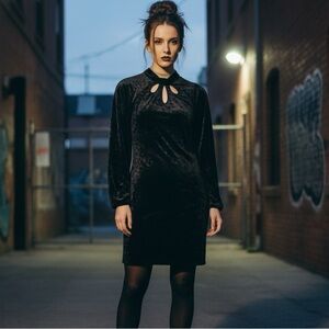 Vintage Vittoria Virani Crushed Velvet Long Sleeve Cut Out Mini Dress Size 9 (S)